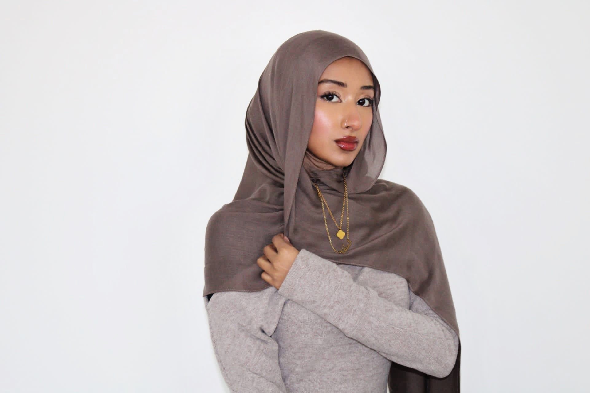 Taupe